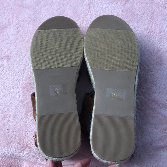 Platform Espadrilles! In box! - Picture 4 of 5